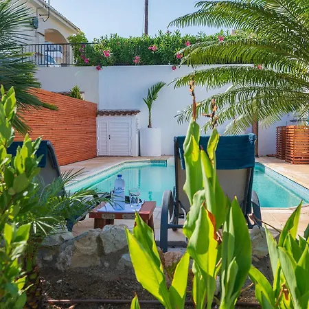 Nikita Nyaraló Argáka